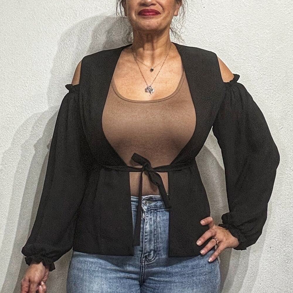 Missguided Black Cold Shoulder Ruffle Detail Blazer Sz 4 NWT